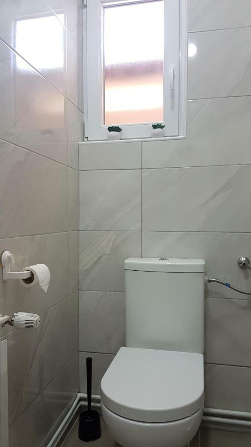 Marko Airport Rooms Velika Gorica Bagian luar foto