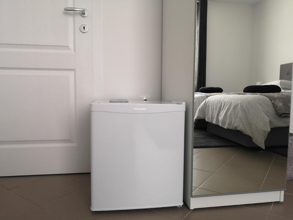 Marko Airport Rooms Velika Gorica Bagian luar foto